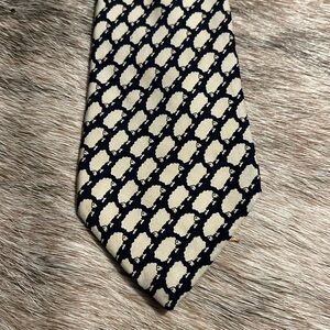 100% silk French tie. Sheep!